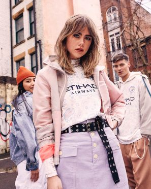 Manchester City foto terza divisa 2020-21