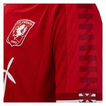 dettaglio logo e manica home twente 2020-21
