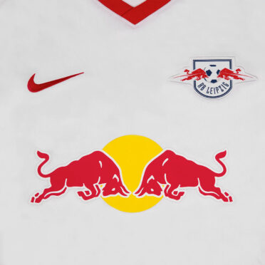 Logo Red Bull maglia Lipsia