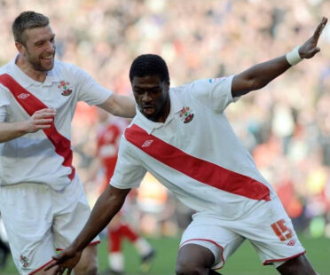 Jaidi divisa Southampton 2010-2011