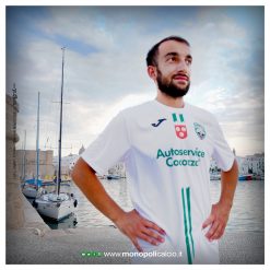 Giuseppe seconda maglia Monopoli 2020