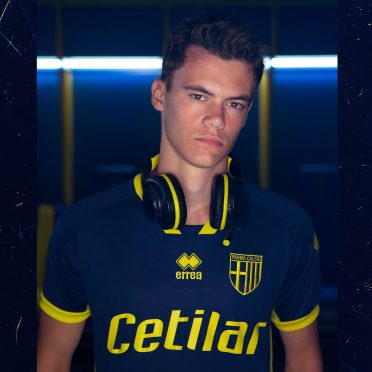 Terza divisa Parma Erreà 2020-21