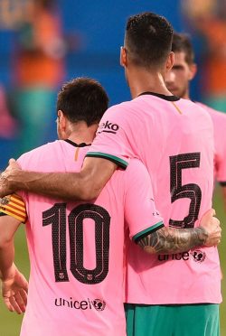 Font Barcellona 2020-21 terza maglia