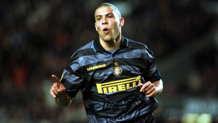 Ronaldo terza maglia Inter 1997-98