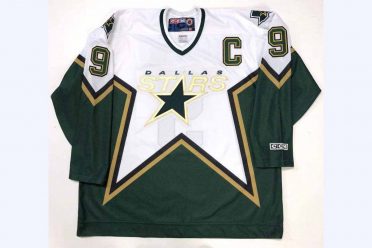 NHL REVERSE RETRO