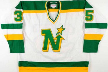 NHL REVERSE RETRO