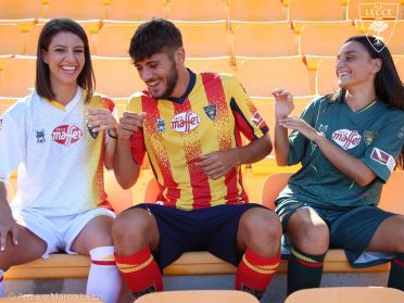 Lecce kit 2020-2021 autoprodotti