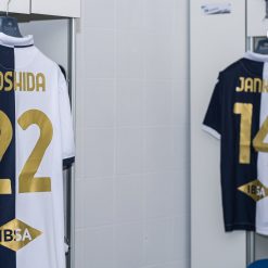 Font in oro, maglia Sampdoria