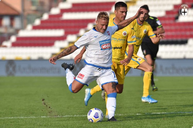 Divisa trasferta Novara Calcio 2020-21