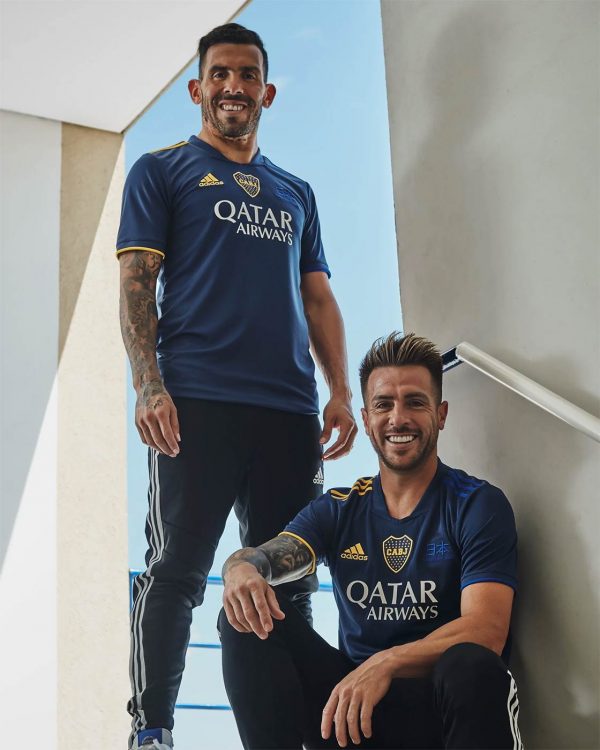 Tevez con la quarta maglia del Boca Juniors