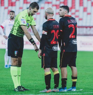 Terza divisa Catanzaro nera 2020-21