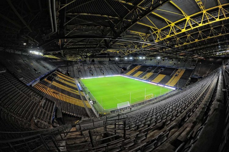 interno SIGNAL IDUNA PARK