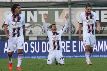 Salernitana divisa trasferta 2020-2021 Zeus