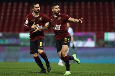 Divisa Salernitana 2020-2021 home