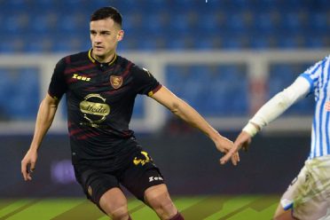 Terza divisa Salernitana nera 2020-21