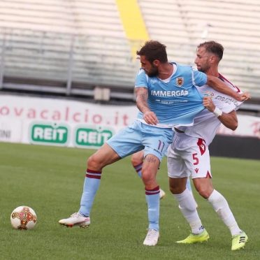 terza-maglia-reggiana-2020-21-preseason