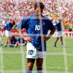 Roberto Baggio dopo il rigore sbagliato in finale nel 1994