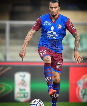 Divisa trasferta Chievo blu-granata 2020-21