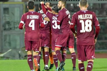 Kit Livorno 2020-2021 amaranto