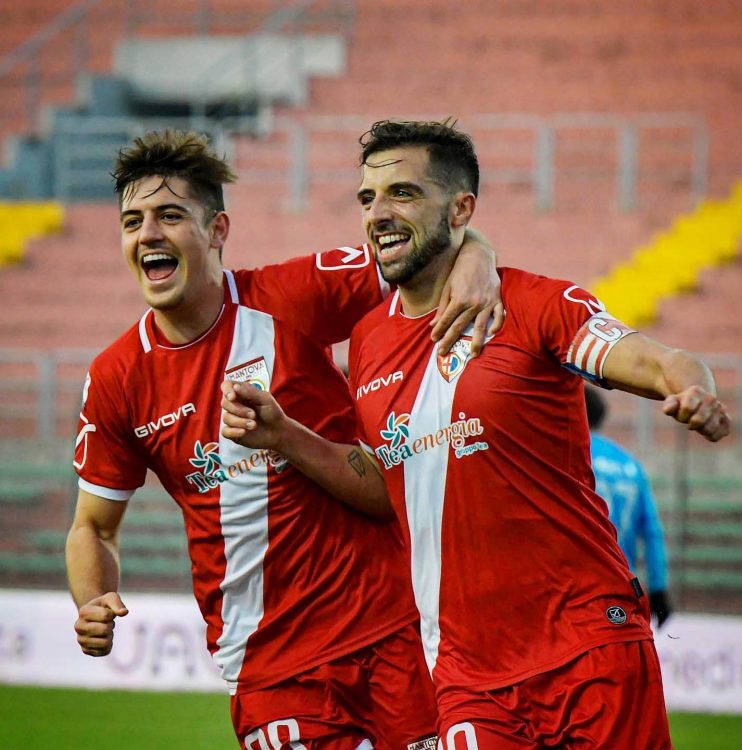 Seconda maglia Mantova 2020-2021 Givova