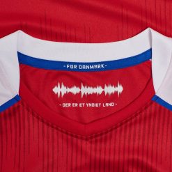 Dettaglio colletto onda sonora Danimarca