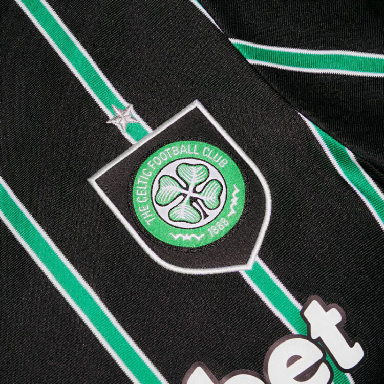 dettaglio logo celtic away 2022-23