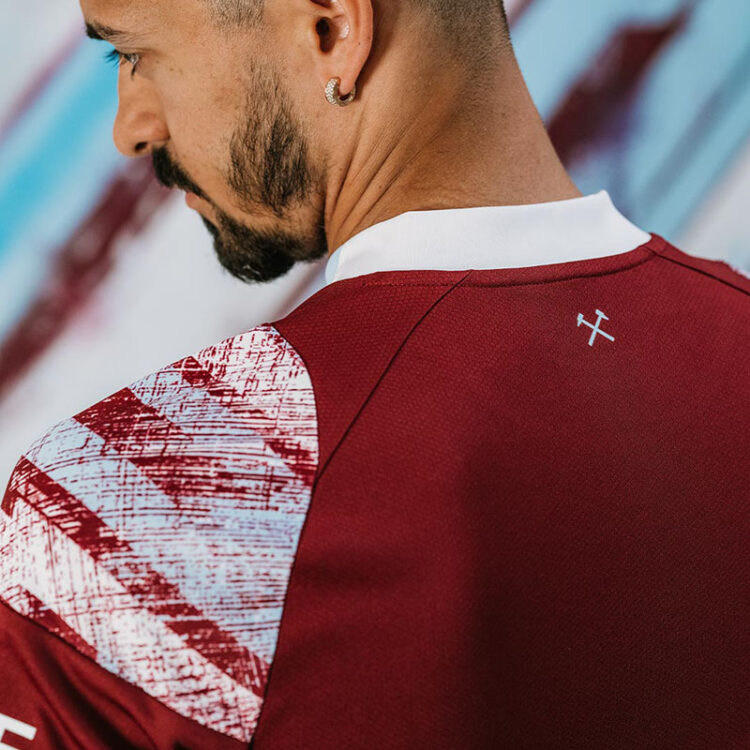 Retro maglia West Ham United 2022-2023
