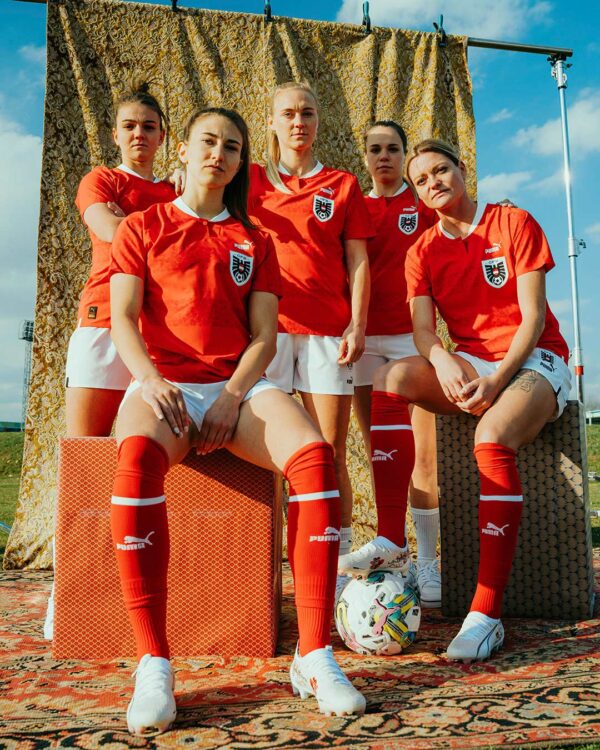 Il kit dell'Austria 2022 donne Puma