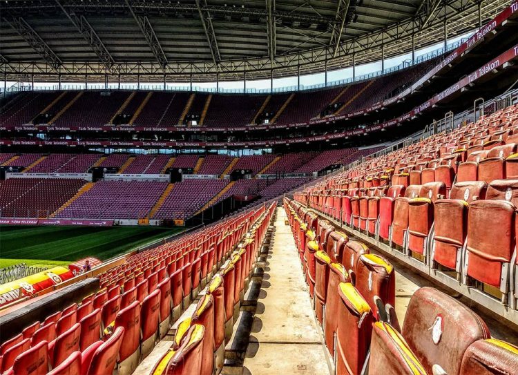 Türk Telekom Arena spalti