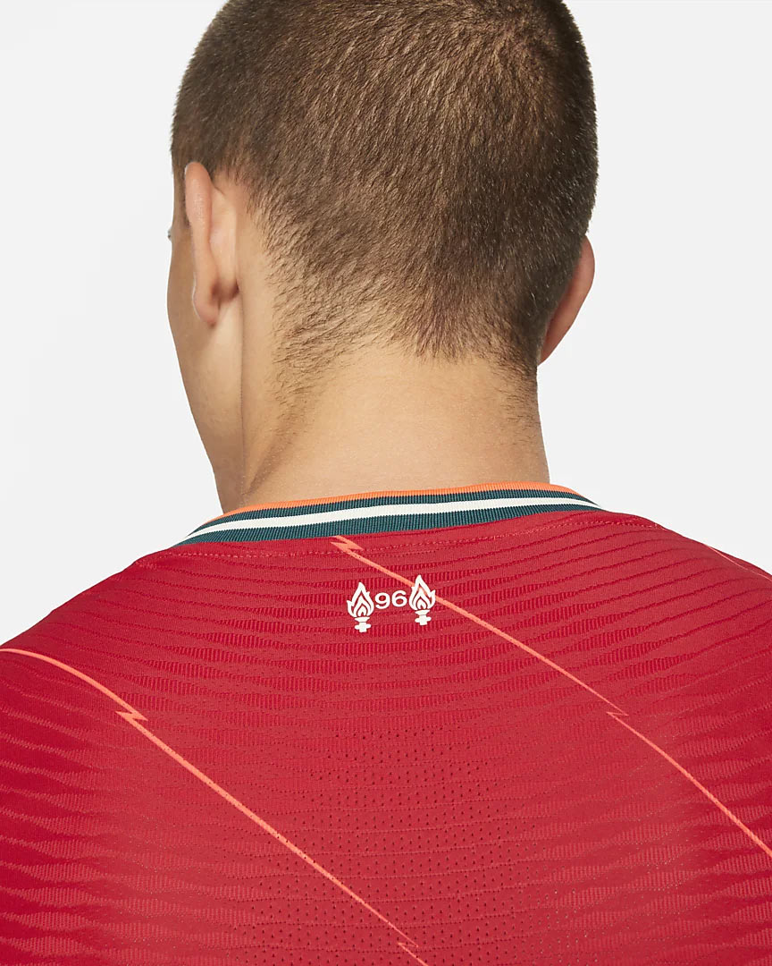 Liverpool FC Stagione 2022/23 Prima Divisa Ufficiale Maglia Donna