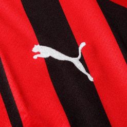 Logo puma ricamato maglia Milan replica