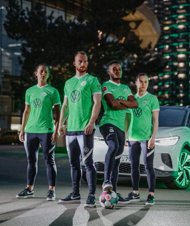 Presentazione maglie Wolfsburg 2021-2022