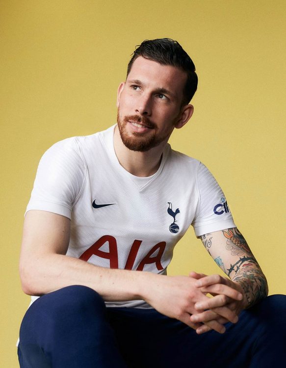 Kit Tottenham 2021-2022 Nike home