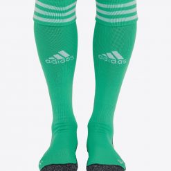 calza-leicester-away-keeper-front-21-22