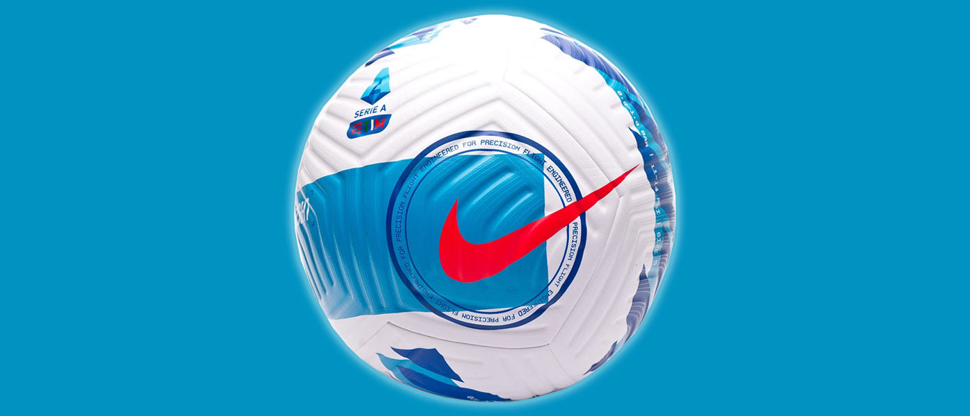 Il nuovo pallone della Serie A 2021-2022