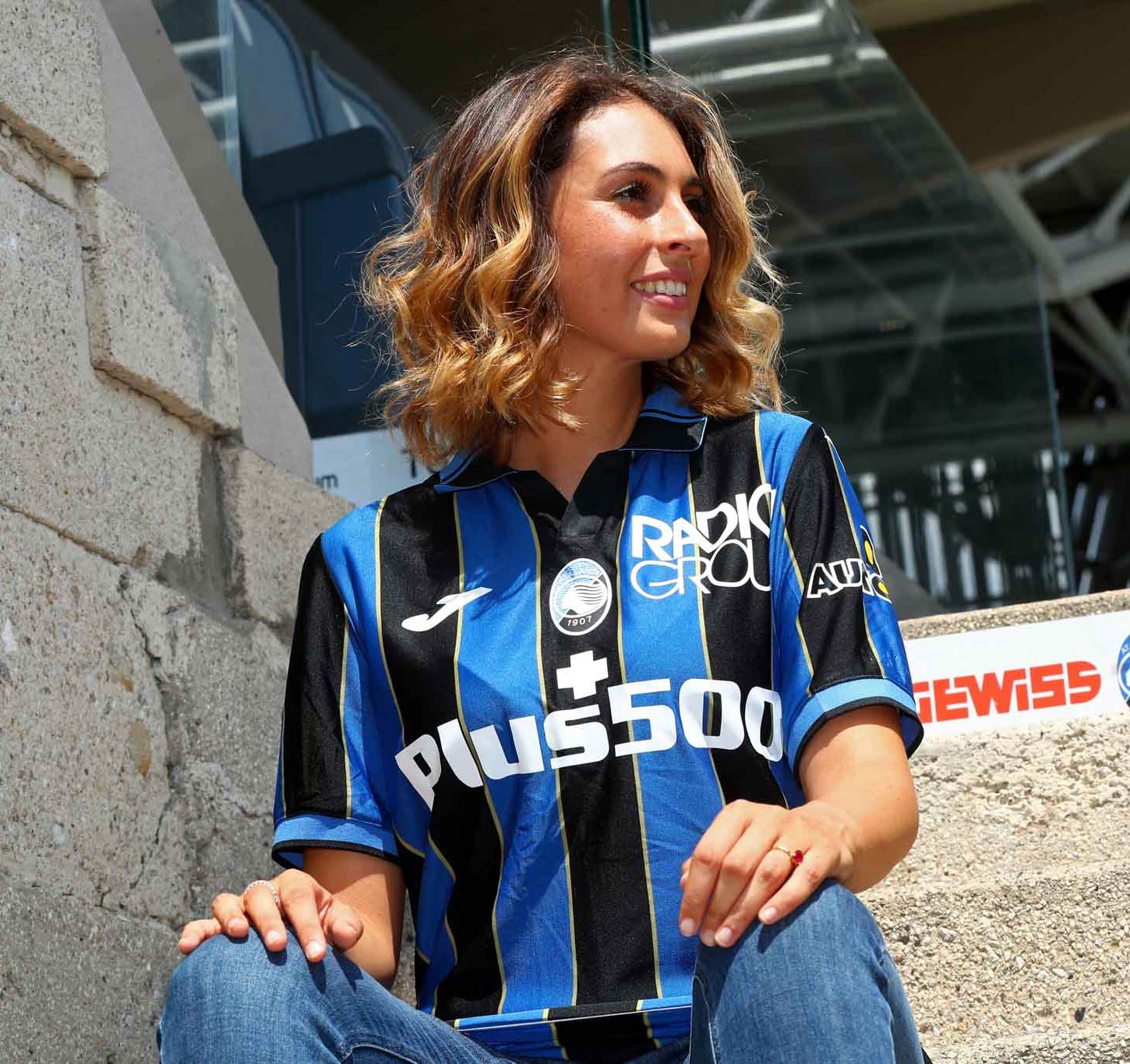 La prima maglia dell'Atalanta 2021-2022