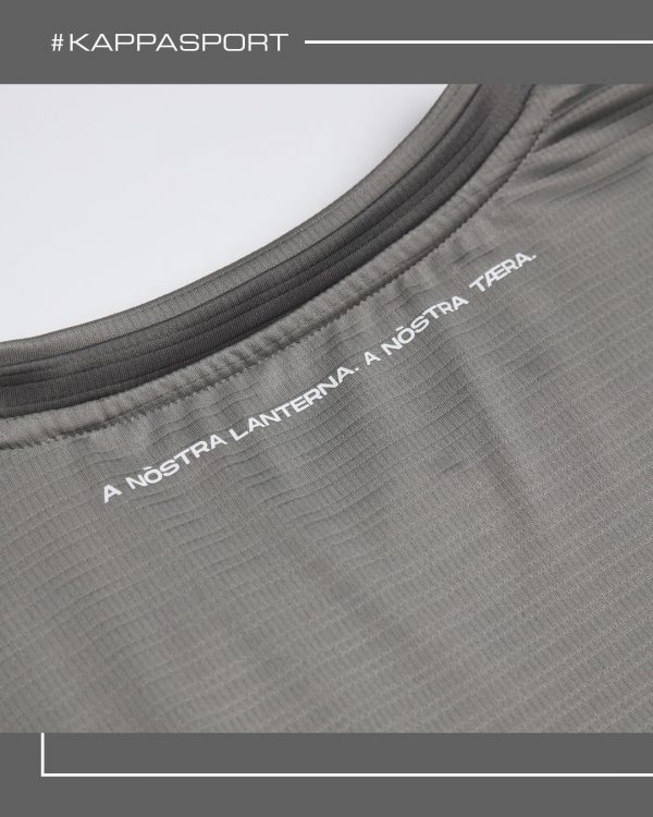 Frase retro colletto Genoa