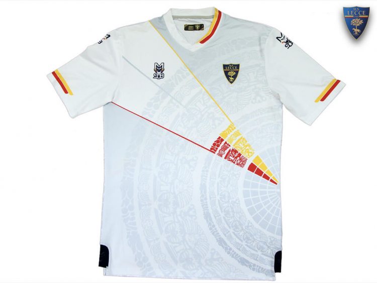 Seconda maglia Lecce 2021-2022 bianca