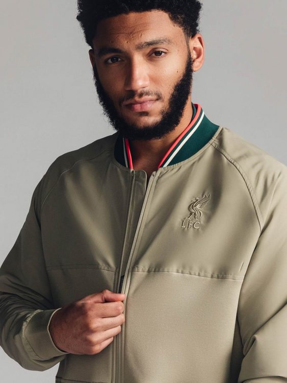 La giacca del Liverpool away