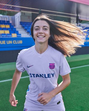 maglia-away-barca-2021-2maglia-away-barca-2021-22