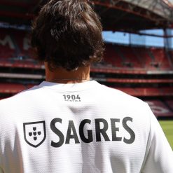 Dettaglio retro maglia benfica away