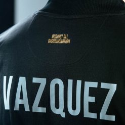 Scritta retro collo contro le discriminazioni Parma