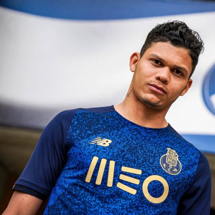 Grafica seconda maglia Porto New Balance