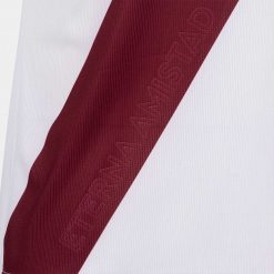 Eterna Amistad sulla banda diagonale, Torino