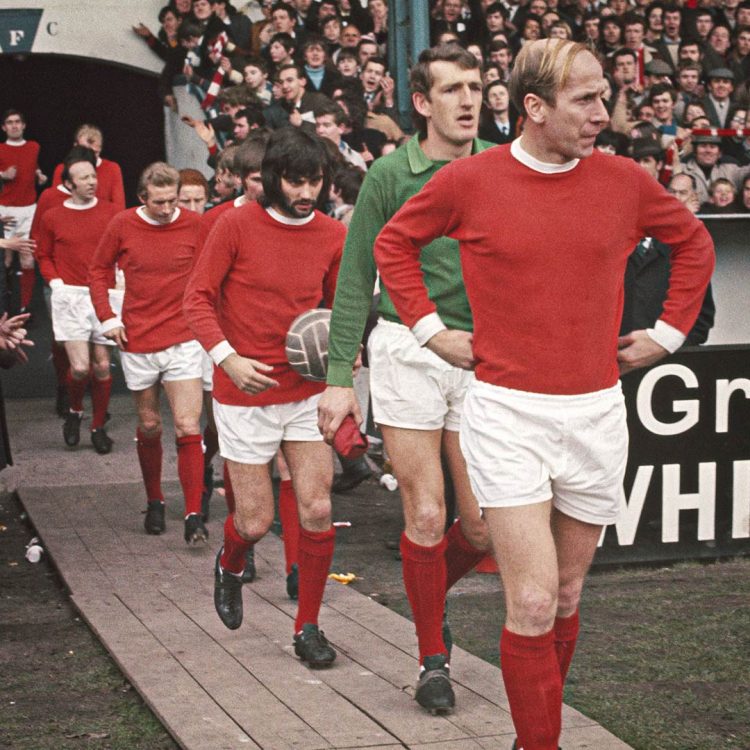 La divisa del Manchester United negli anni '60