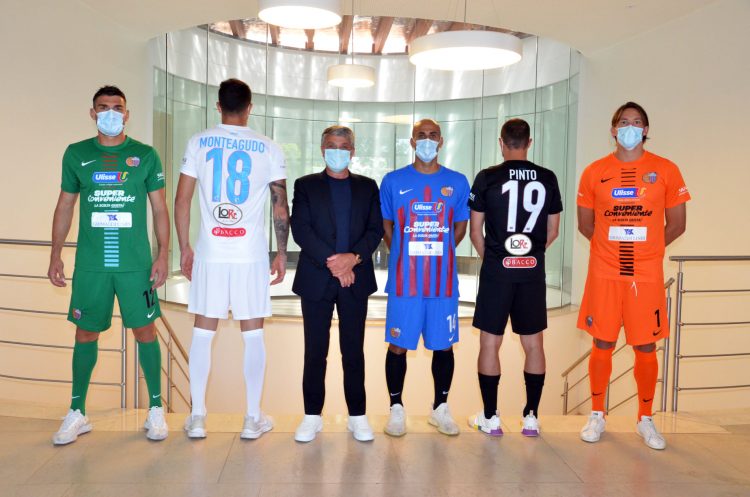 Presentazione kit Catania 2021-22 Nike