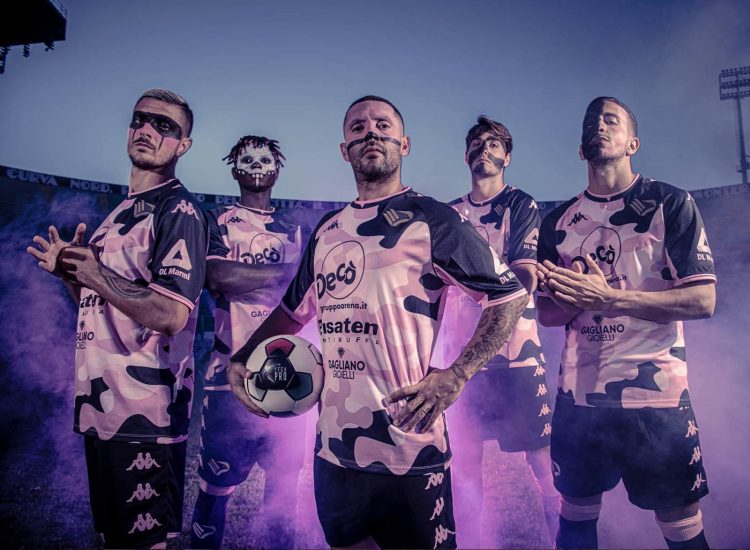 Terza maglia Palermo maculata rosanero 2021-2022