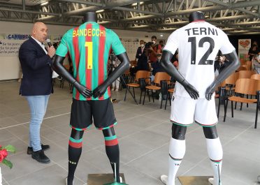 Font Ternana 2022 Macron