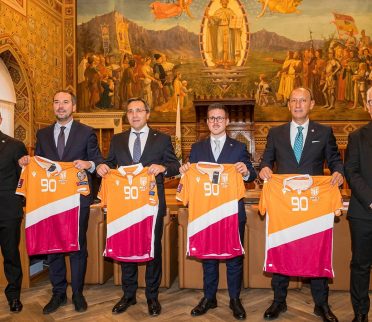 Presentazione maglia San Marino 90 anni a Palazzo Pubblico