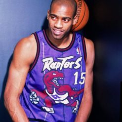 Il velociraptor sulle maglie dei Toronto Raptors